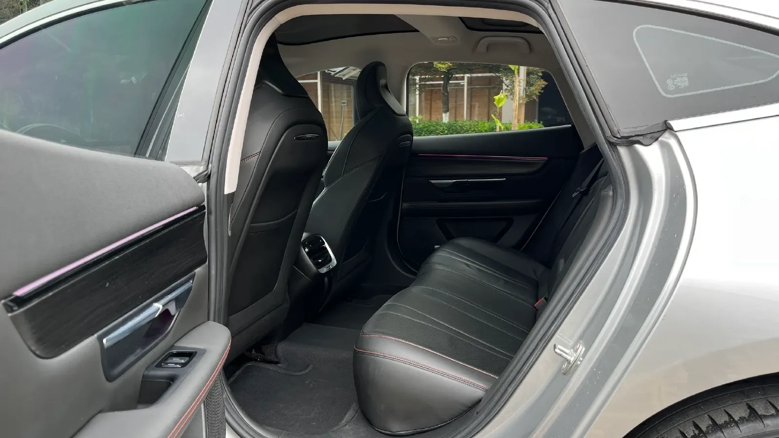 2022 DongFeng Forthing M7 2.0T 224HP L4 8AT,autocango,china used car exporter,china ev exporter,chinese used car exporter,chinese used ev exporter