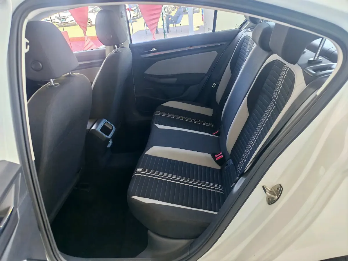 2024 Volkswagen Bora 1.2T 116HP L4 7DCT,autocango,china used car exporter,china ev exporter,chinese used car exporter,chinese used ev exporter