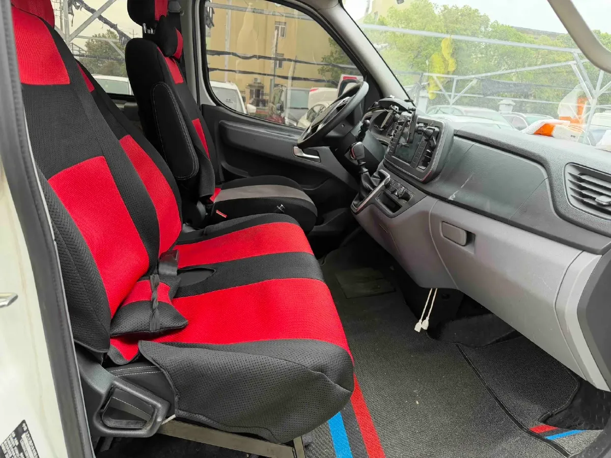 2024 MAXUS XinTu EV80 BEV 77KWH,autocango,china used car exporter,china ev exporter,chinese used car exporter,chinese used ev exporter