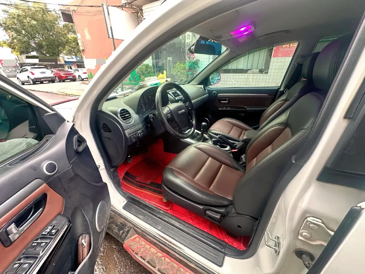 2018 Haval H5 Class 2.0T 190HP L4 6MT,autocango,china used car exporter,china ev exporter,chinese used car exporter,chinese used ev exporter