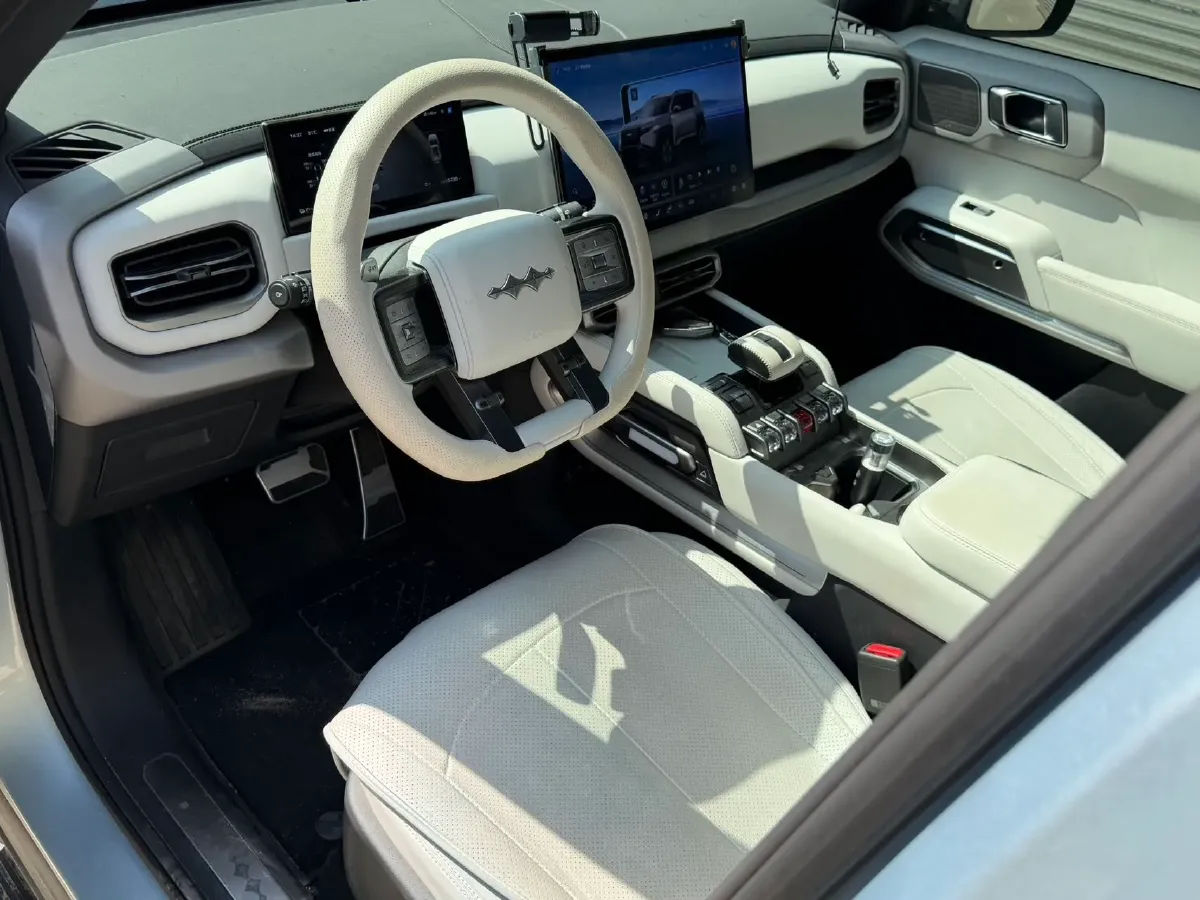 2025 FangChengBao Tai 3 BEV,autocango,china used car exporter,china ev exporter,chinese used car exporter,chinese used ev exporter