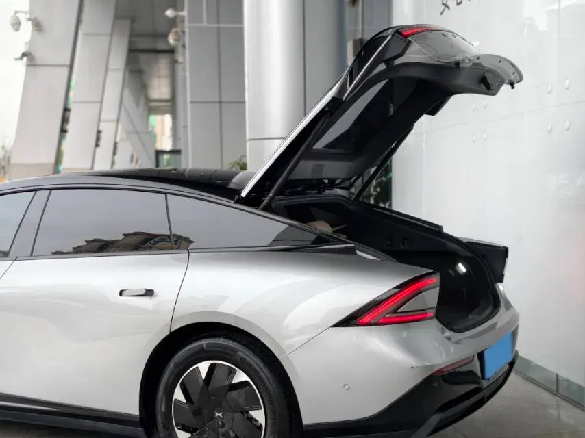 2024 Xpeng P7+ BEV 60.7KWH,autocango,china used car exporter,china ev exporter,chinese used car exporter,chinese used ev exporter