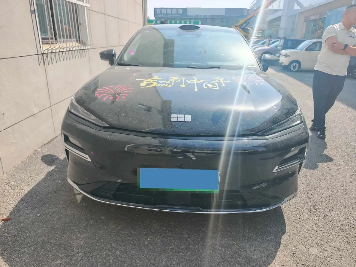 2025 Geely Galaxy Starshine 8 1.5T 163HP L4 3DHT PHEV 27.69KWH,autocango,china used car exporter,china ev exporter,chinese used car exporter,chinese used ev exporter