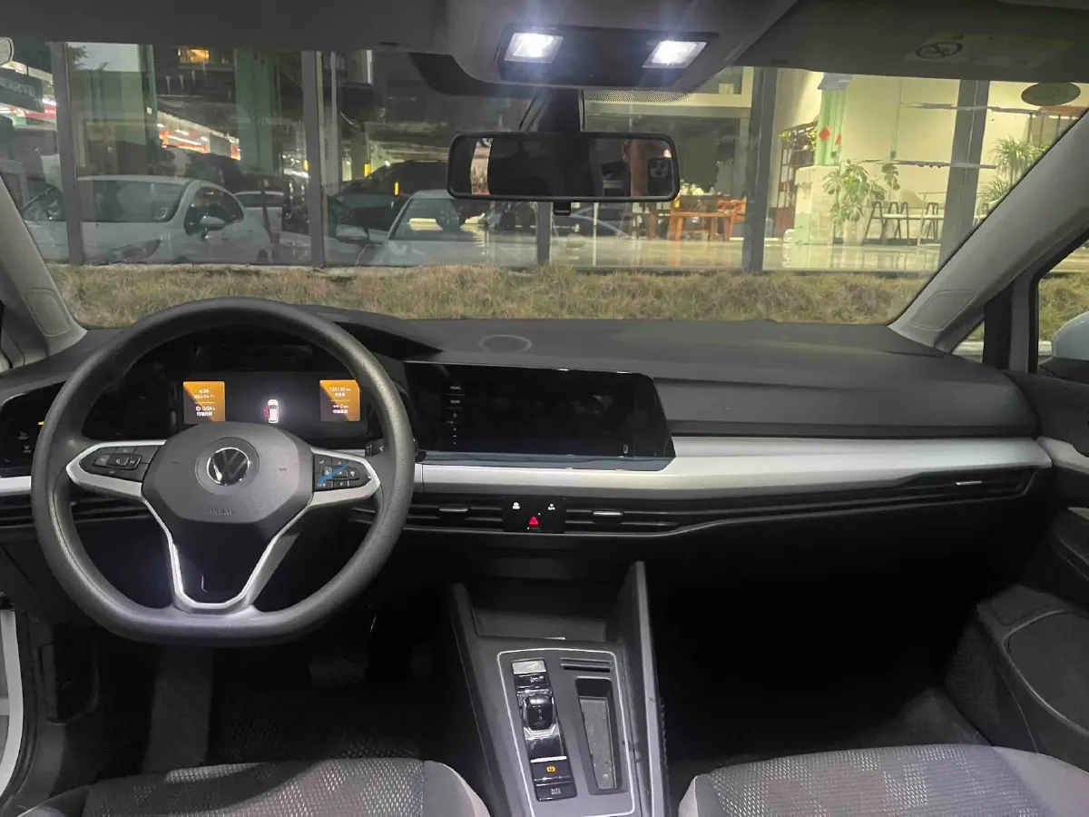 2023 Volkswagen Golf 1.2T 116HP L4 7DCT,autocango,china used car exporter,china ev exporter,chinese used car exporter,chinese used ev exporter