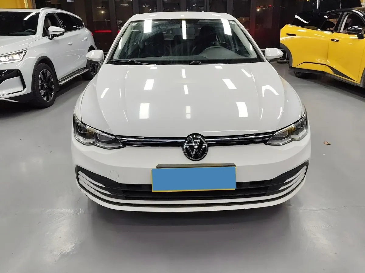 2023 Volkswagen Golf 1.2T 116HP L4 7DCT,autocango,china used car exporter,china ev exporter,chinese used car exporter,chinese used ev exporter