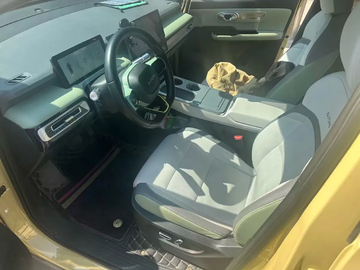 2022 Geely Okavango 1.8T 184HP L4 7DCT,autocango,china used car exporter,china ev exporter,chinese used car exporter,chinese used ev exporter