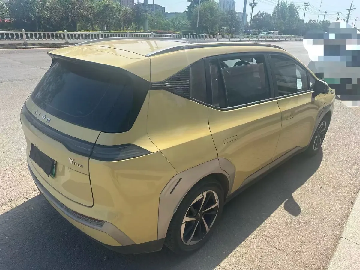 2022 Geely Okavango 1.8T 184HP L4 7DCT,autocango,china used car exporter,china ev exporter,chinese used car exporter,chinese used ev exporter