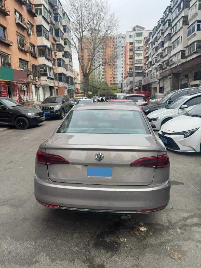 2019 Volkswagen Golf Sportsvan 1.6L 110HP L4 6AT,autocango,china used car exporter,china ev exporter,chinese used car exporter,chinese used ev exporter