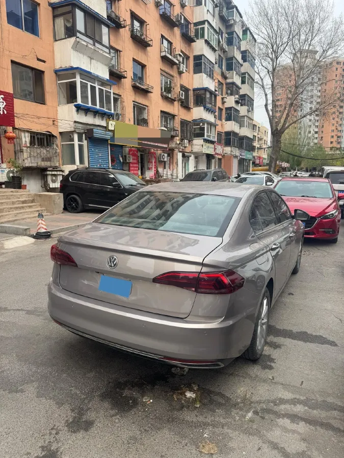 2019 Volkswagen Golf Sportsvan 1.6L 110HP L4 6AT,autocango,china used car exporter,china ev exporter,chinese used car exporter,chinese used ev exporter