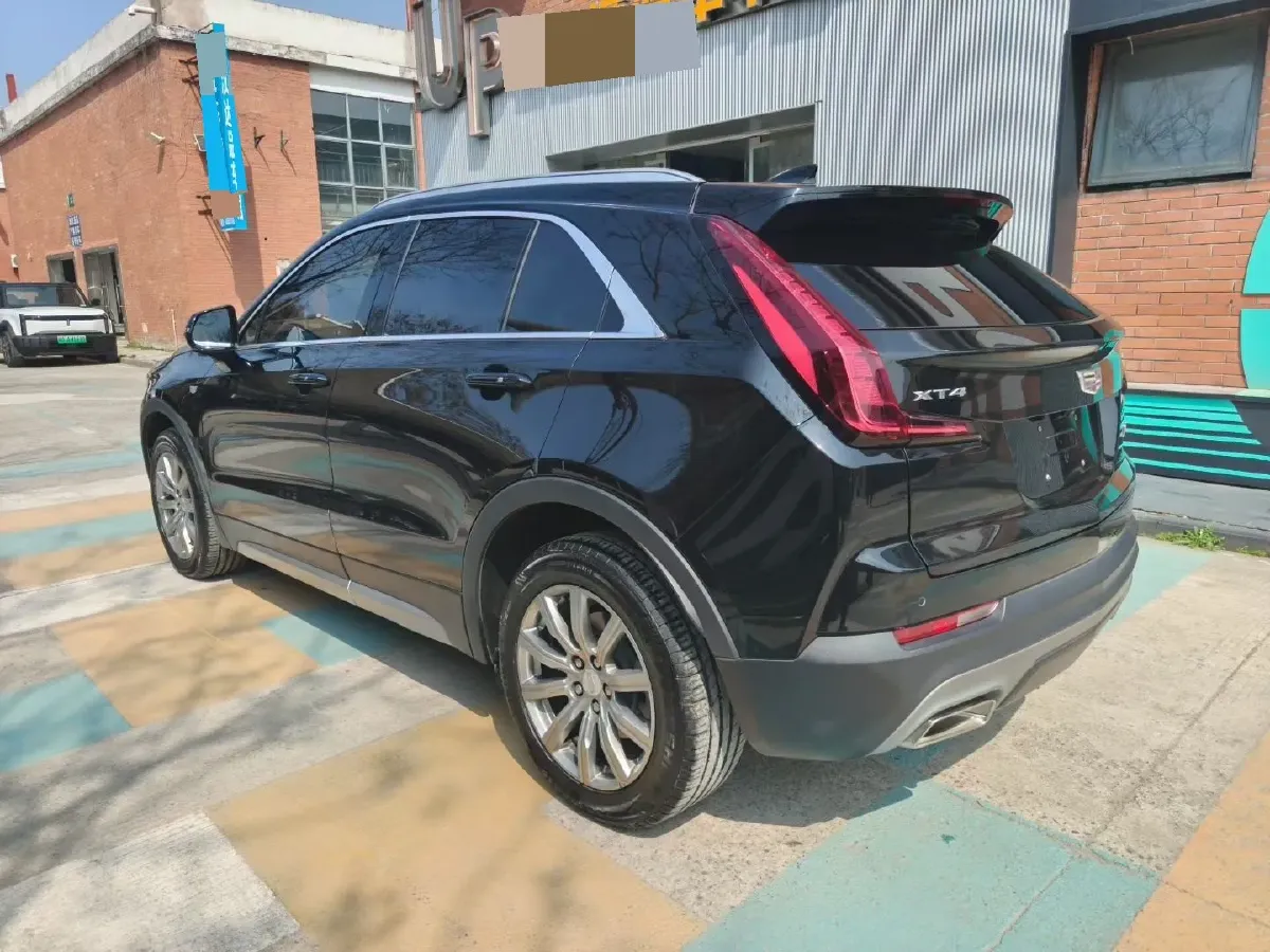 2020 Cadillac XT4 2.0T 237HP L4 9AT,autocango,china used car exporter,china ev exporter,chinese used car exporter,chinese used ev exporter