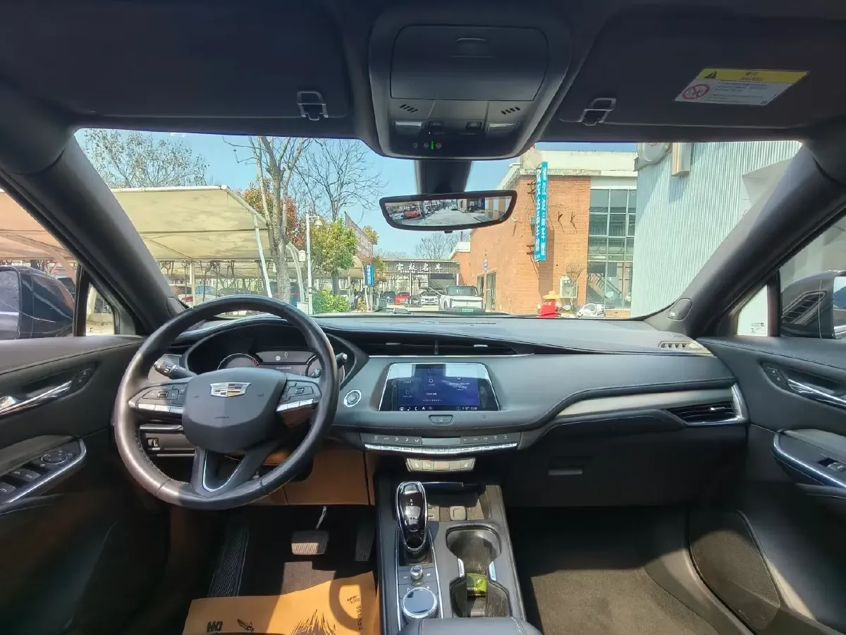 2020 Cadillac XT4 2.0T 237HP L4 9AT,autocango,china used car exporter,china ev exporter,chinese used car exporter,chinese used ev exporter