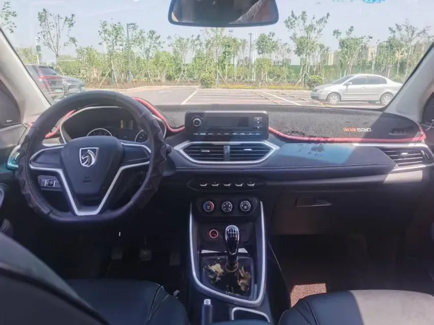 2018 BaoJun 530 1.5T 150HP L4 6MT,autocango,china used car exporter,china ev exporter,chinese used car exporter,chinese used ev exporter