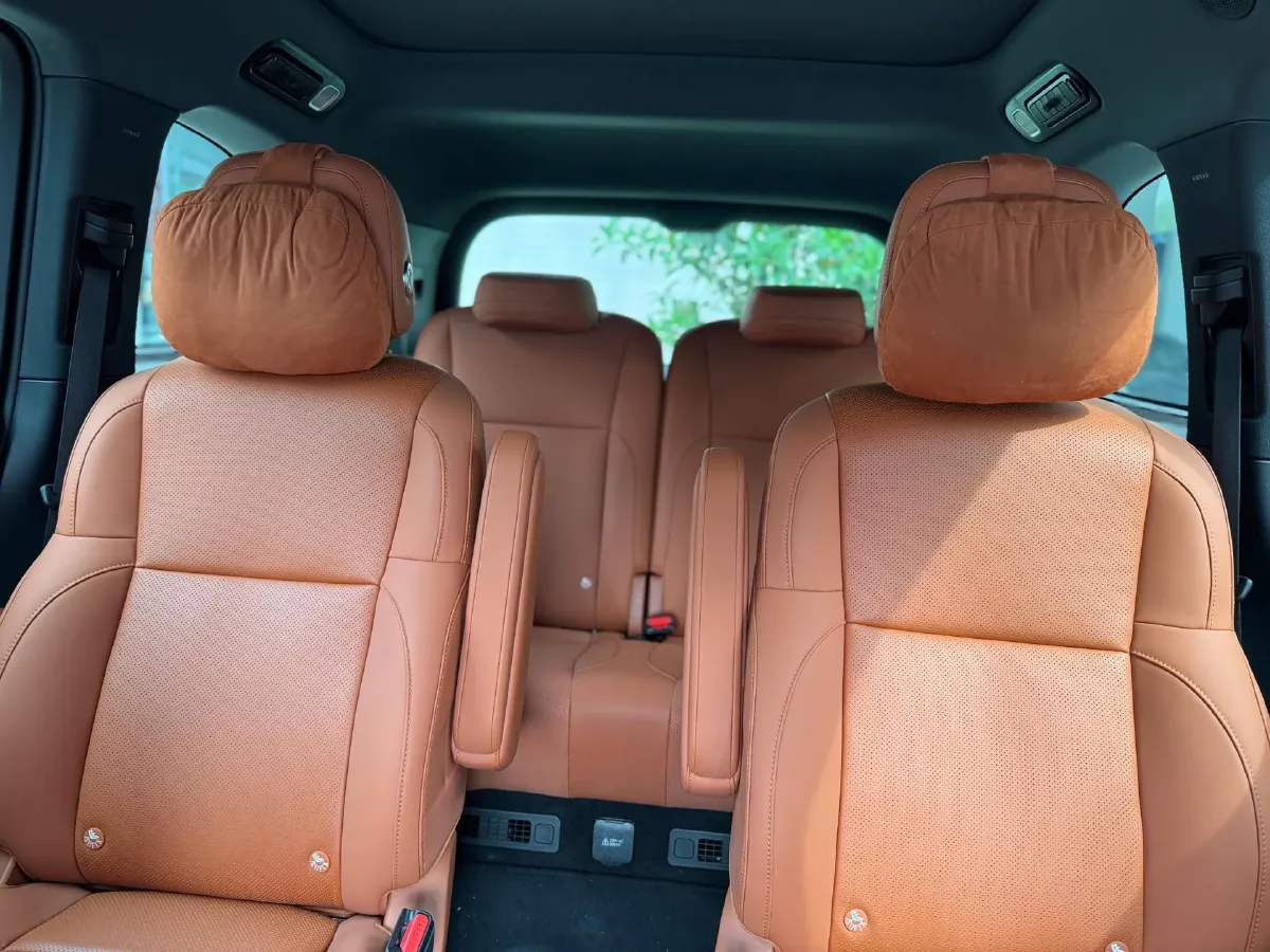 2024 Li L9 Range Extended 154HP REEV 52.3KWH,autocango,china used car exporter,china ev exporter,chinese used car exporter,chinese used ev exporter