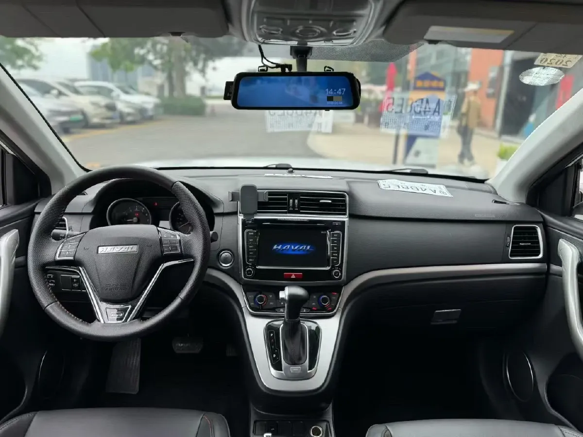 2017 Haval M6 1.5T 150HP L4 6AT,autocango,china used car exporter,china ev exporter,chinese used car exporter,chinese used ev exporter