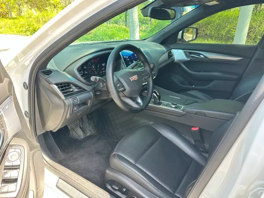 2023 Cadillac CT5 2.0T 237HP L4 10AT,autocango,china used car exporter,china ev exporter,chinese used car exporter,chinese used ev exporter