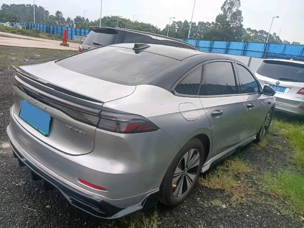 2025 Geely Galaxy A7 1.5L 112HP L4 1DHT PHEV,autocango,china used car exporter,china ev exporter,chinese used car exporter,chinese used ev exporter