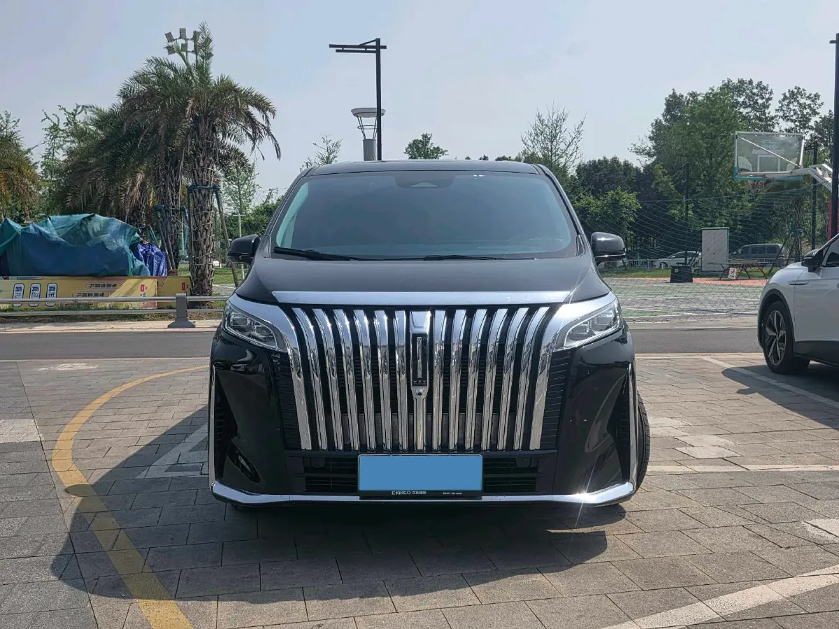 2024 Volvo C40 BEV 82KWH,autocango,china used car exporter,china ev exporter,chinese used car exporter,chinese used ev exporter