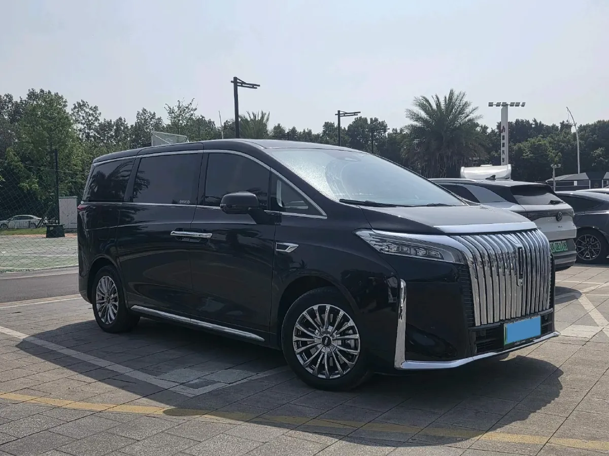 2024 Volvo C40 BEV 82KWH,autocango,china used car exporter,china ev exporter,chinese used car exporter,chinese used ev exporter