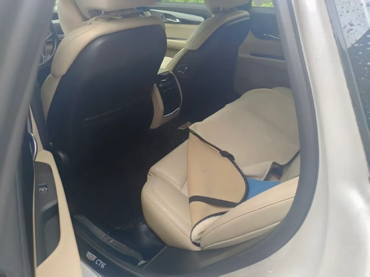 2021 Cadillac CT6 2.0T 237HP L4 10AT,autocango,china used car exporter,china ev exporter,chinese used car exporter,chinese used ev exporter