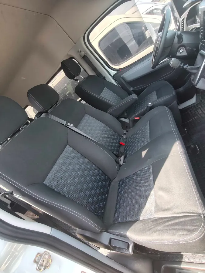 2023 MAXUS Interstellar 2.0T 163HP L4 6MT,autocango,china used car exporter,china ev exporter,chinese used car exporter,chinese used ev exporter