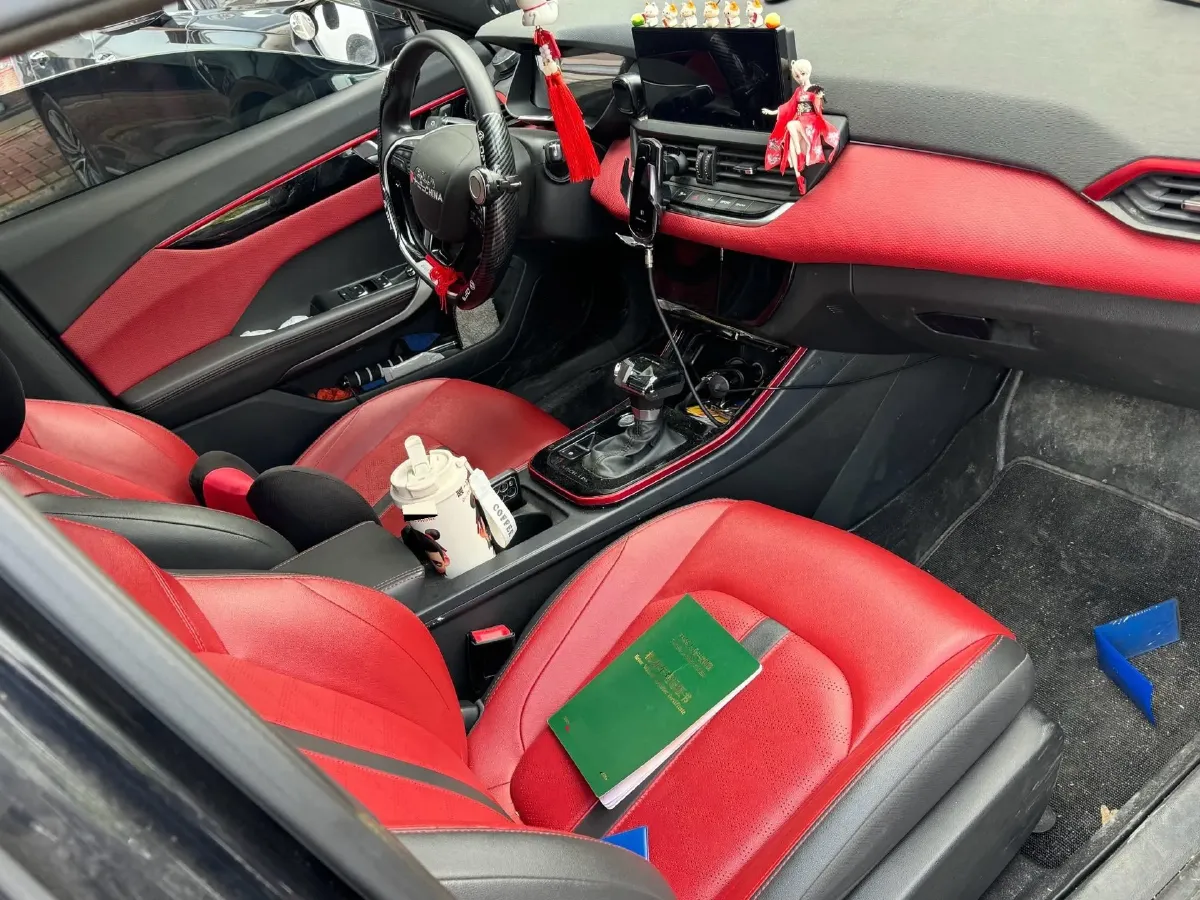 2021 DongFeng Aeolus YiXuan MAX 1.5T 190HP L4 7DCT,autocango,china used car exporter,china ev exporter,chinese used car exporter,chinese used ev exporter