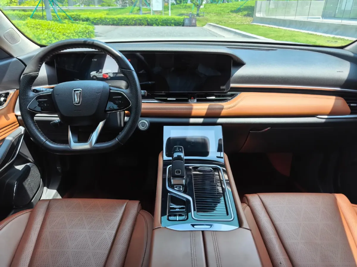 2022 Bestune T99 2.0T 224HP L4 6AT,autocango,china used car exporter,china ev exporter,chinese used car exporter,chinese used ev exporter