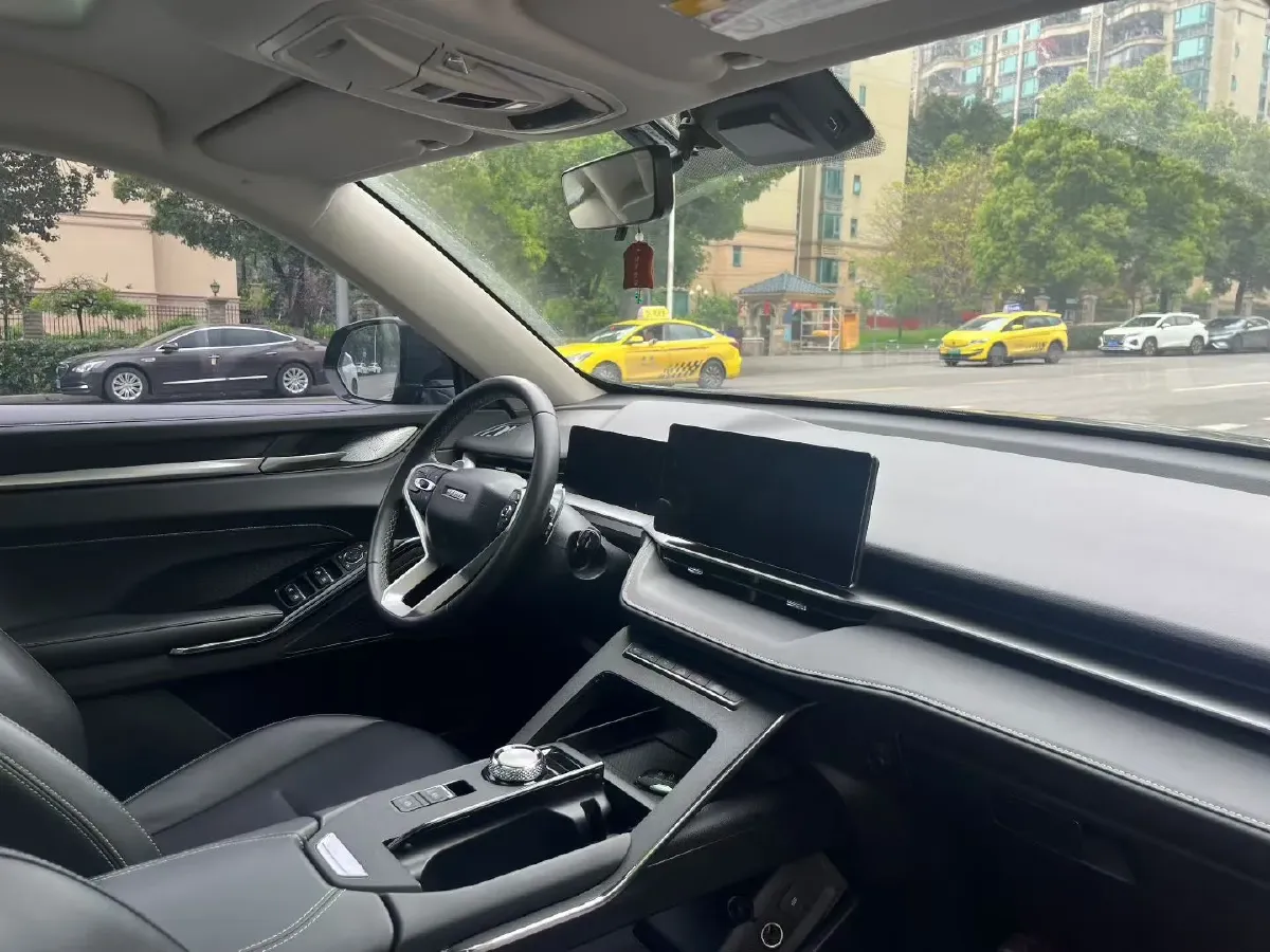 2022 Haval H6 1.5T 184HP L4 7DCT,autocango,china used car exporter,china ev exporter,chinese used car exporter,chinese used ev exporter