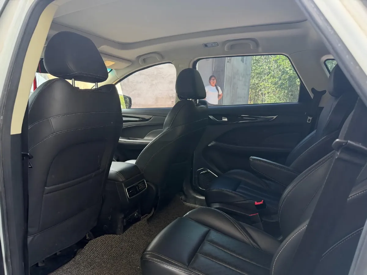 2019 Jetour X90 1.5T 147HP L4 8AT,autocango,china used car exporter,china ev exporter,chinese used car exporter,chinese used ev exporter