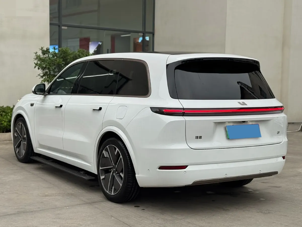 2025 Li L9 Range Extended 154HP REEV,autocango,china used car exporter,china ev exporter,chinese used car exporter,chinese used ev exporter