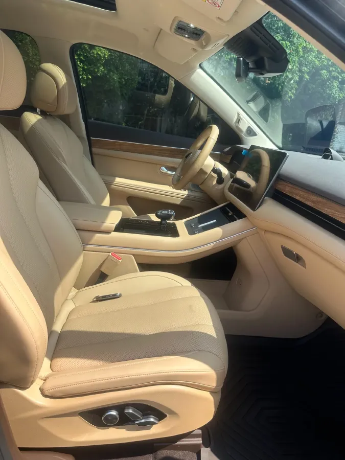 2024 AITO AITO M7 1.5T 152HP L4 REEV 38.5KWH,autocango,china used car exporter,china ev exporter,chinese used car exporter,chinese used ev exporter