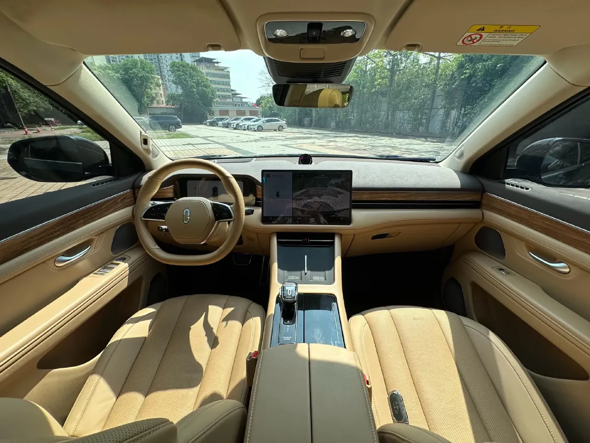 2024 AITO AITO M7 1.5T 152HP L4 REEV 38.5KWH,autocango,china used car exporter,china ev exporter,chinese used car exporter,chinese used ev exporter