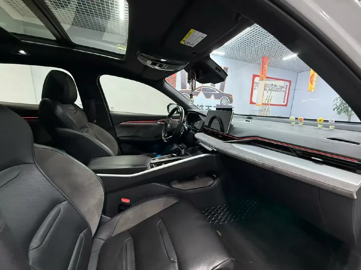 2021 Geely Preface 2.0T 190HP L4 7DCT,autocango,china used car exporter,china ev exporter,chinese used car exporter,chinese used ev exporter