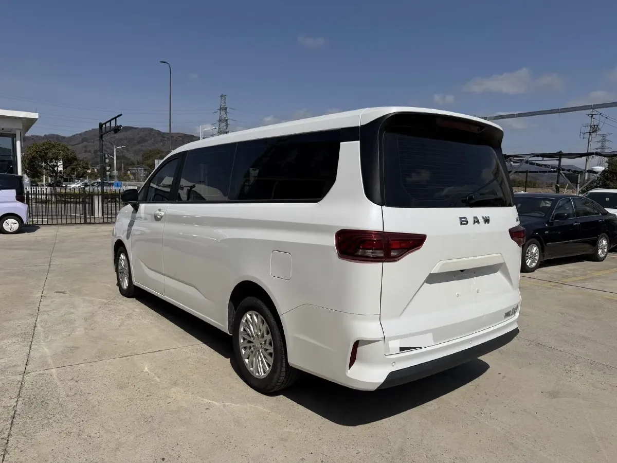 2023 BAW RuiSheng Trump M7 2.0L 144HP L4 8AT,autocango,china used car exporter,china ev exporter,chinese used car exporter,chinese used ev exporter