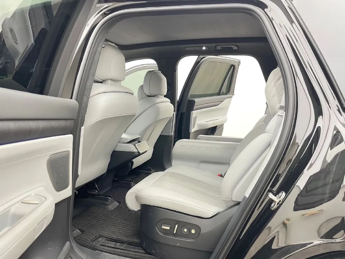 2024 NIO ES8 BEV 75KWH,autocango,china used car exporter,china ev exporter,chinese used car exporter,chinese used ev exporter