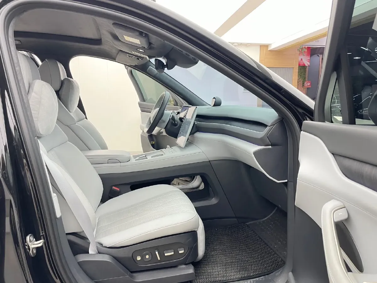 2024 NIO ES8 BEV 75KWH,autocango,china used car exporter,china ev exporter,chinese used car exporter,chinese used ev exporter