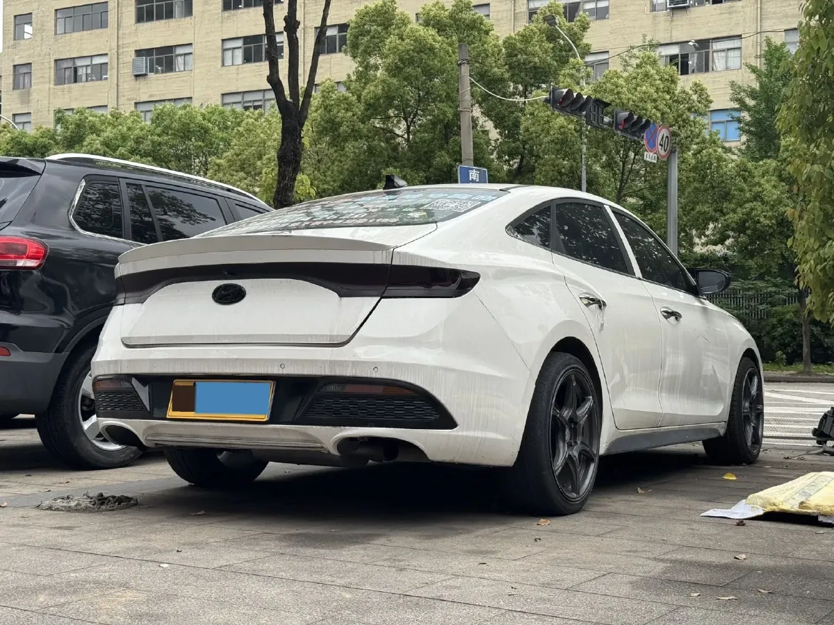 2019 Hyundai La Festa 1.6T 204HP L4 7DCT,autocango,china used car exporter,china ev exporter,chinese used car exporter,chinese used ev exporter