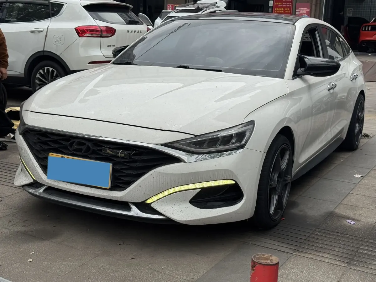 2019 Hyundai La Festa 1.6T 204HP L4 7DCT,autocango,china used car exporter,china ev exporter,chinese used car exporter,chinese used ev exporter
