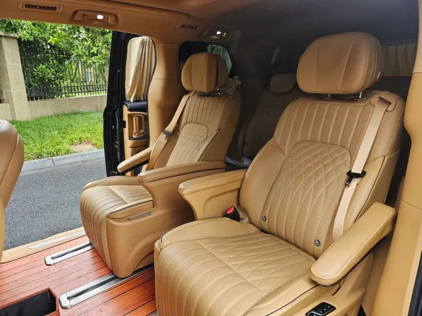 2022 Voyah Dream 1.5T 136HP L4 PHEV 25.57KWH,autocango,china used car exporter,china ev exporter,chinese used car exporter,chinese used ev exporter