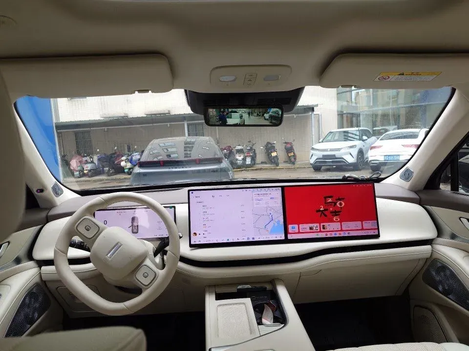 2025 WEY BlueMountain 1.5T 170HP L4 4DHT PHEV 44.5KWH,autocango,china used car exporter,china ev exporter,chinese used car exporter,chinese used ev exporter