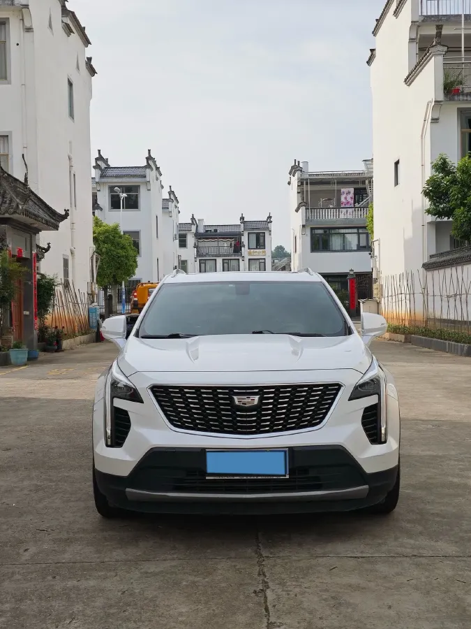 2021 Cadillac XT4 2.0T 237HP L4 9AT,autocango,china used car exporter,china ev exporter,chinese used car exporter,chinese used ev exporter