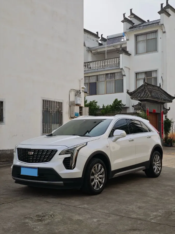 2021 Cadillac XT4 2.0T 237HP L4 9AT,autocango,china used car exporter,china ev exporter,chinese used car exporter,chinese used ev exporter