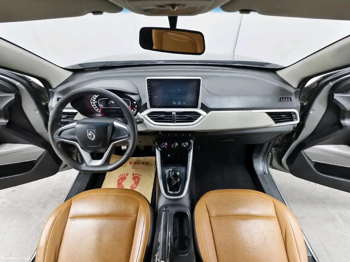 2017 BaoJun 510 1.5L 112HP L4 6MT,autocango,china used car exporter,china ev exporter,chinese used car exporter,chinese used ev exporter