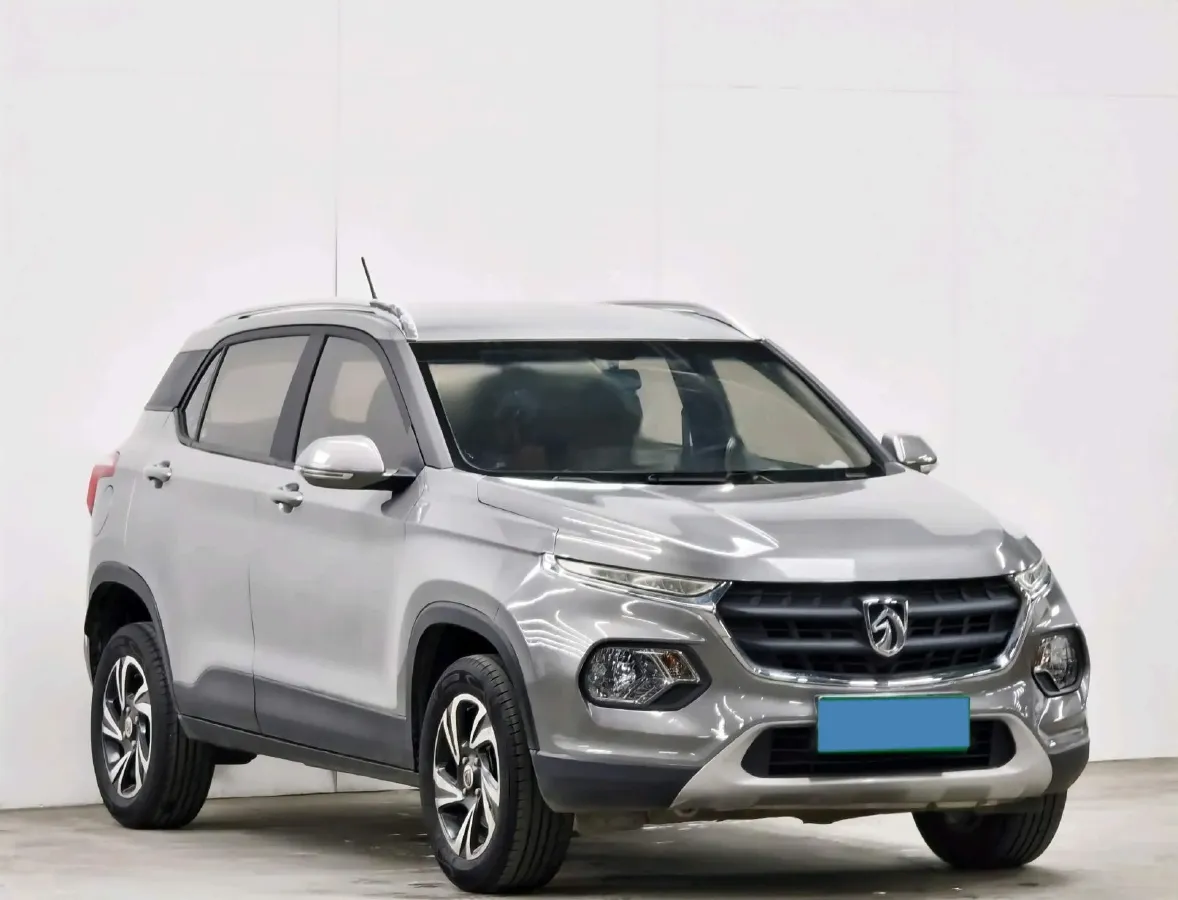 2017 BaoJun 510 1.5L 112HP L4 6MT,autocango,china used car exporter,china ev exporter,chinese used car exporter,chinese used ev exporter