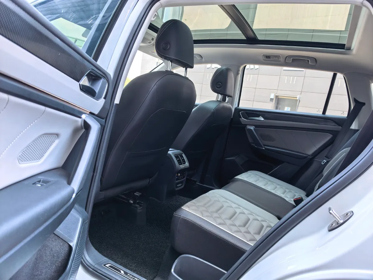 2023 Volkswagen Tayron 1.5T 160HP L4 7DCT,autocango,china used car exporter,china ev exporter,chinese used car exporter,chinese used ev exporter