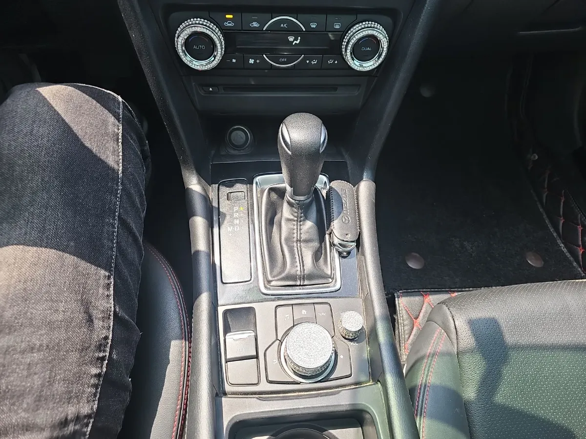 2017 Mazda 3 Axela 1.5L 117HP L4 6AT,autocango,china used car exporter,china ev exporter,chinese used car exporter,chinese used ev exporter