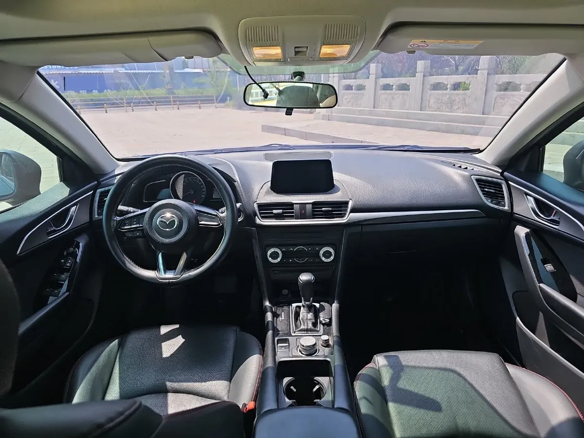 2017 Mazda 3 Axela 1.5L 117HP L4 6AT,autocango,china used car exporter,china ev exporter,chinese used car exporter,chinese used ev exporter