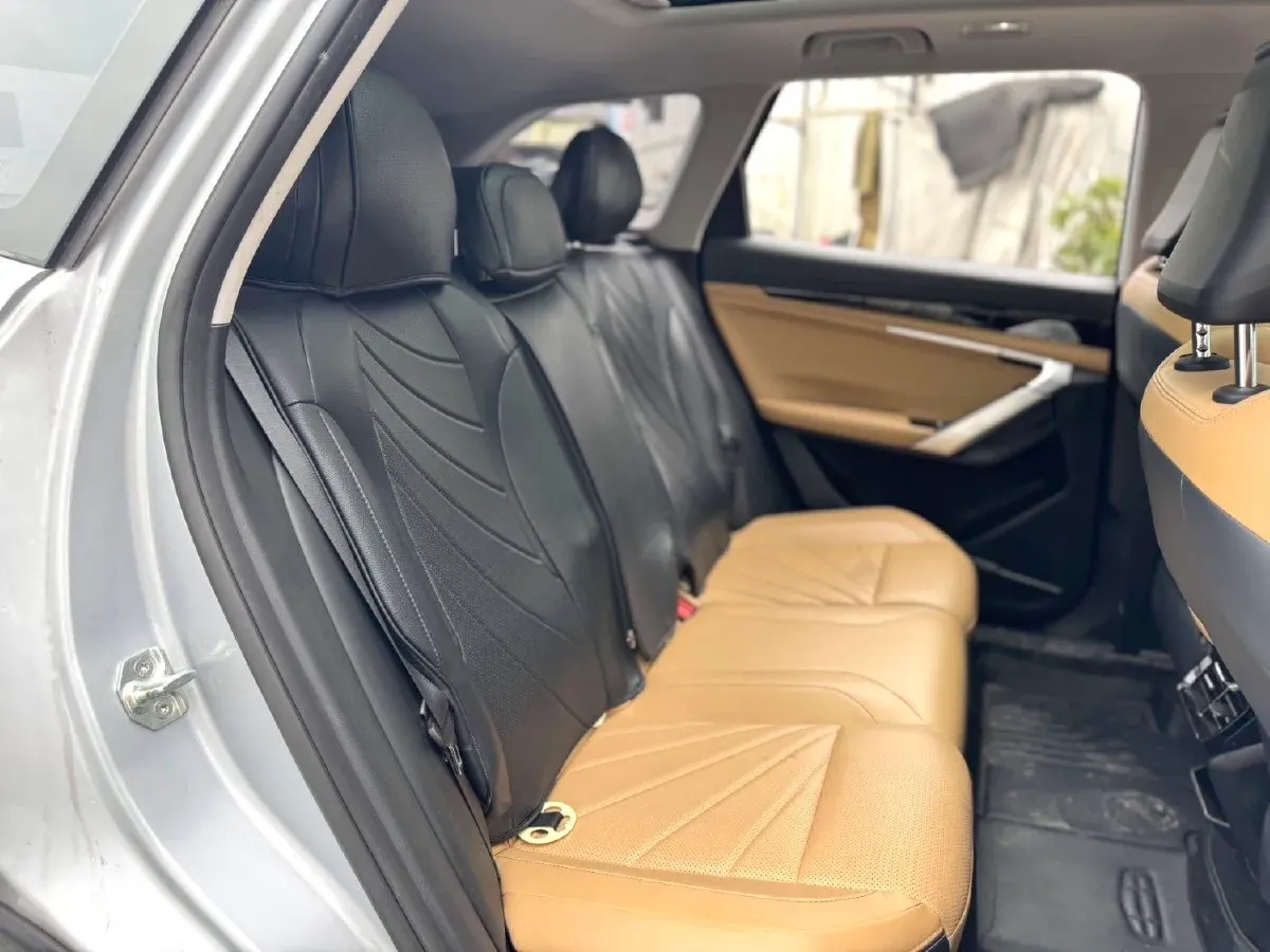 2023 Geely StarRay 2.0T 218HP L4 7DCT,autocango,china used car exporter,china ev exporter,chinese used car exporter,chinese used ev exporter