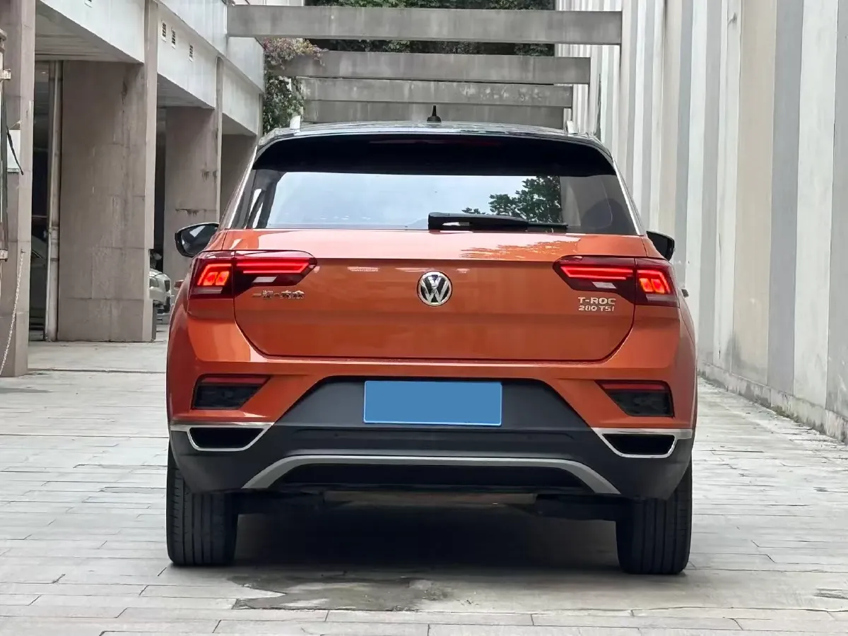 2019 Volkswagen T-Roc 1.4T 150HP L4 7DCT,autocango,china used car exporter,china ev exporter,chinese used car exporter,chinese used ev exporter