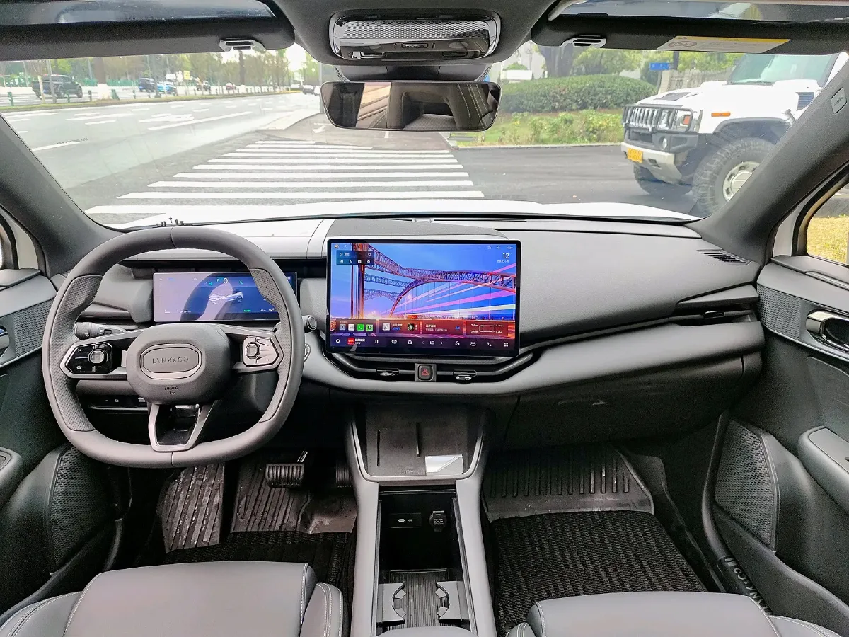 2023 LYNK&CO 06 EM-P 1.5L 120HP L4 3DHT PHEV 19.09KWH,autocango,china used car exporter,china ev exporter,chinese used car exporter,chinese used ev exporter