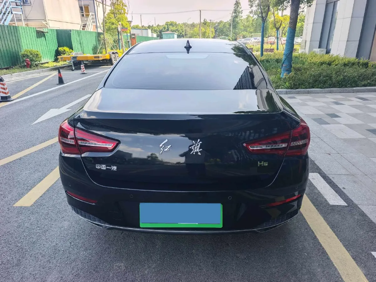 2022 HongQi H5 1.5T 169HP L4 7DCT,autocango,china used car exporter,china ev exporter,chinese used car exporter,chinese used ev exporter